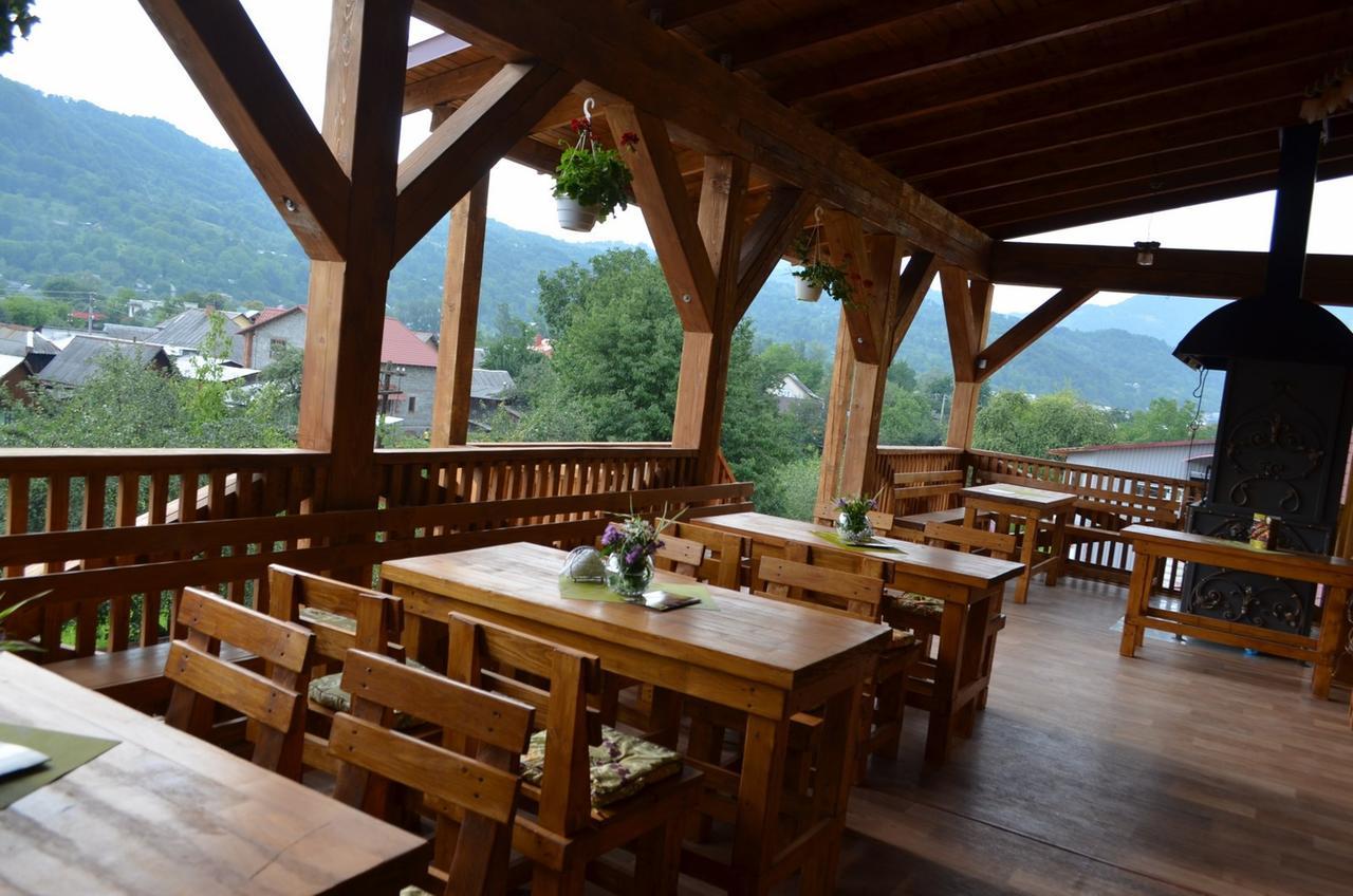 Golden Palace Dubove Zewnętrze zdjęcie