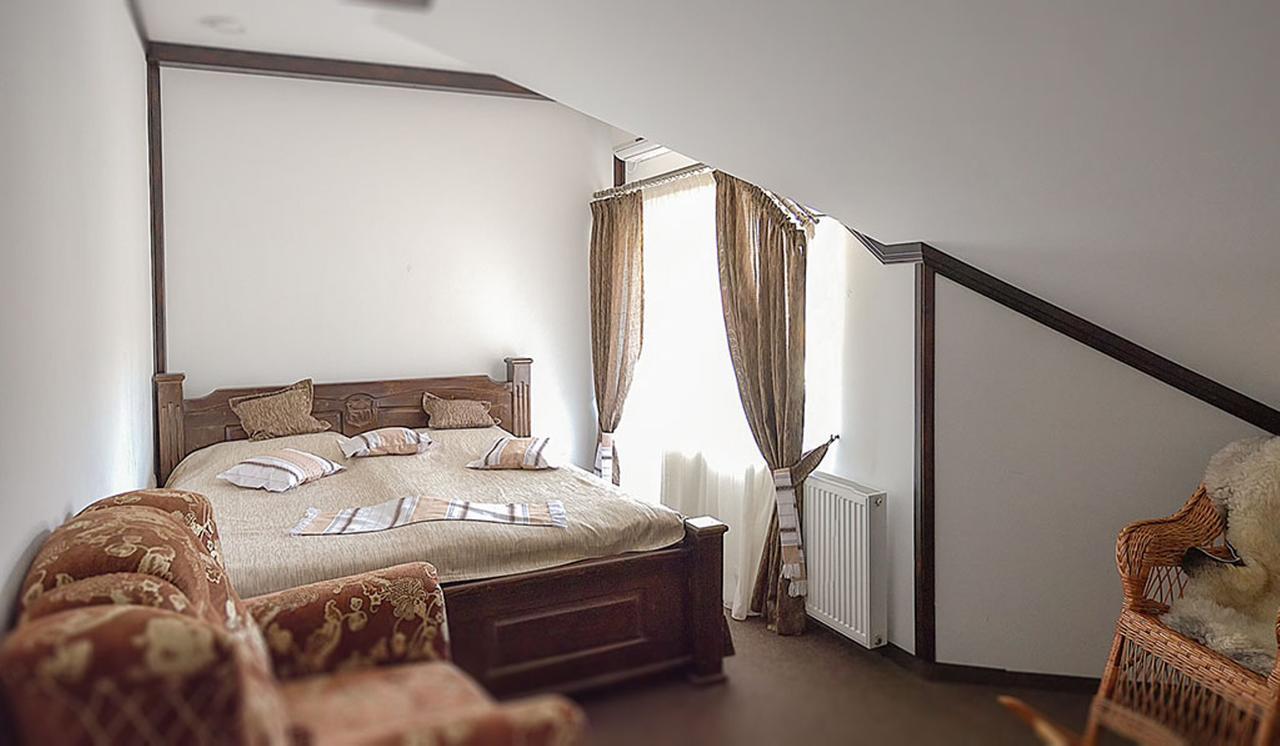 Golden Palace Dubove Zewnętrze zdjęcie