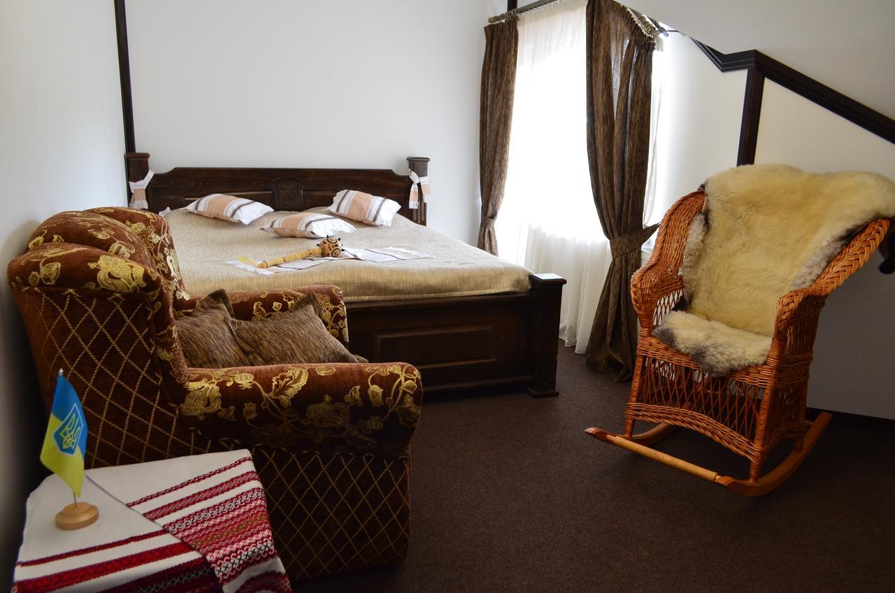 Golden Palace Dubove Zewnętrze zdjęcie
